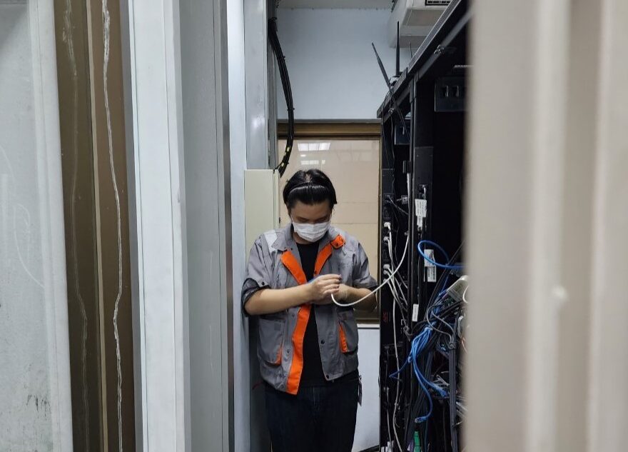 ตรวจสอบห้อง Server